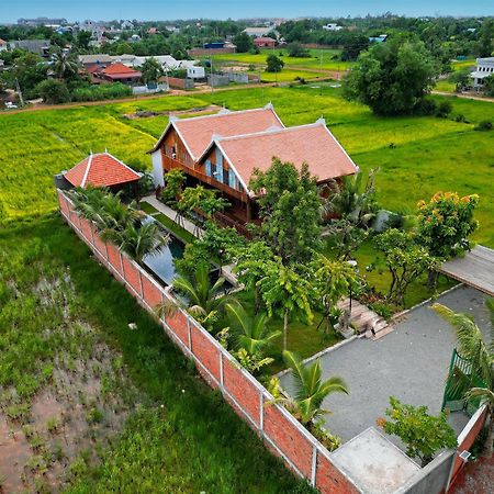 Isann Lodge Siem Reap Exterior foto