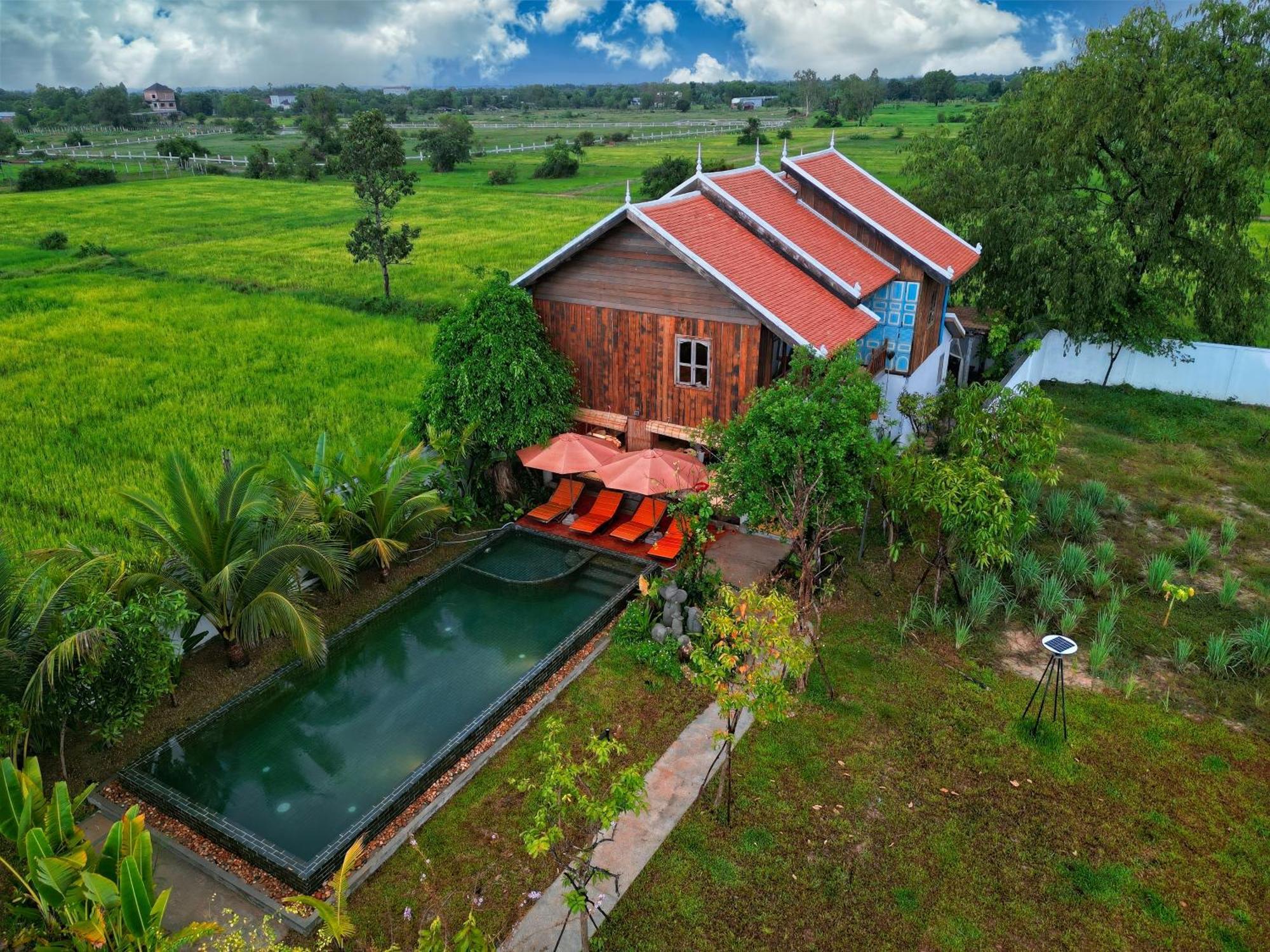 Isann Lodge Siem Reap Exterior foto