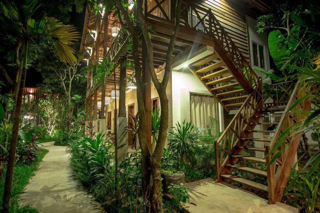 Isann Lodge Siem Reap Exterior foto